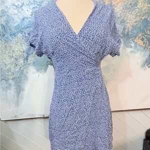 Ditsy Floral Blue Midi Dress with V-Neck